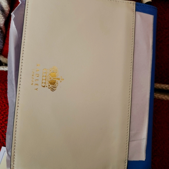 Radley Coronation Book Street Medium crossbody - Picture 10 of 12